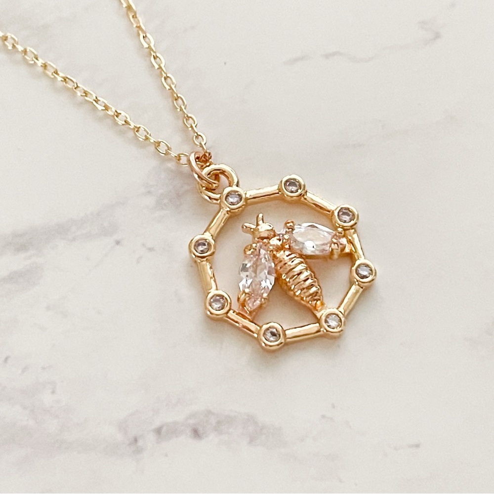 Dainty Artemis bee halo crystal necklace